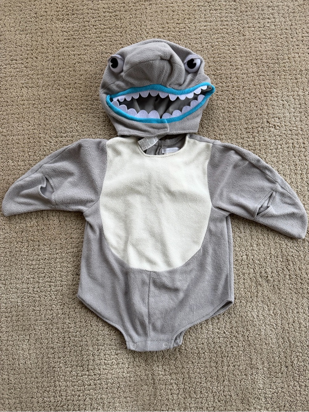 Pottery Barn Kids Shark Costume 12-24mo - Picture 3 of 4